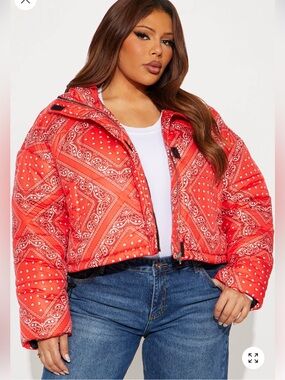 Brand New Paisley Bandana-Print Cropped Puffer Jacket